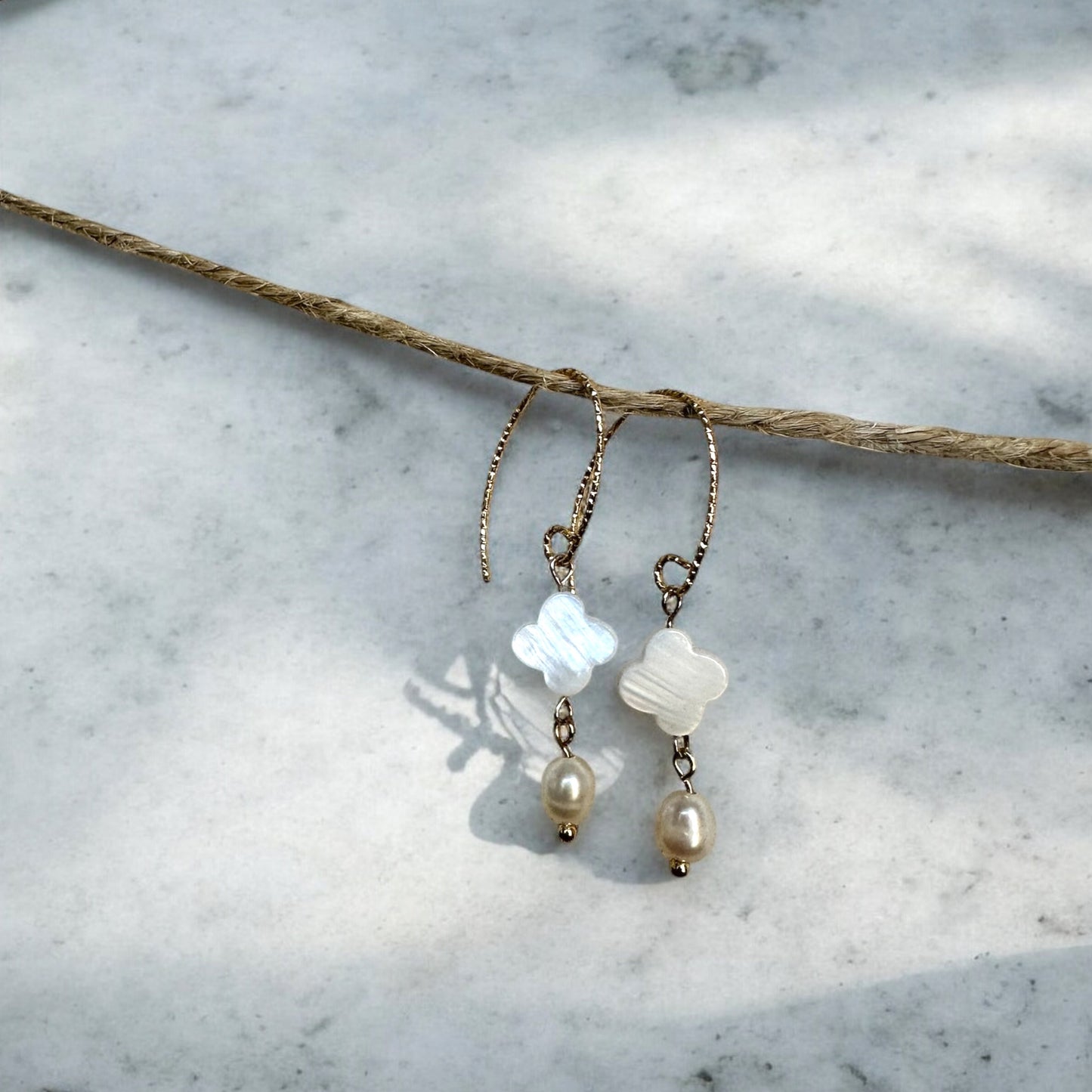 Clover Pearl Earrings