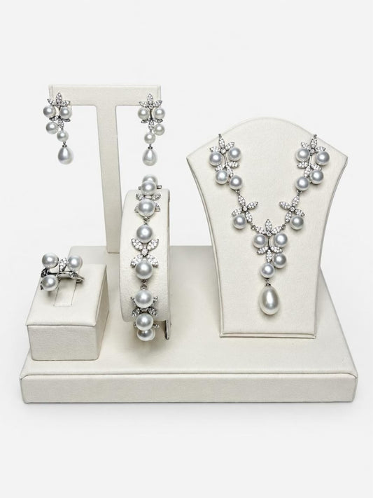 The Lumière Vine Teardrop Pearl Set
