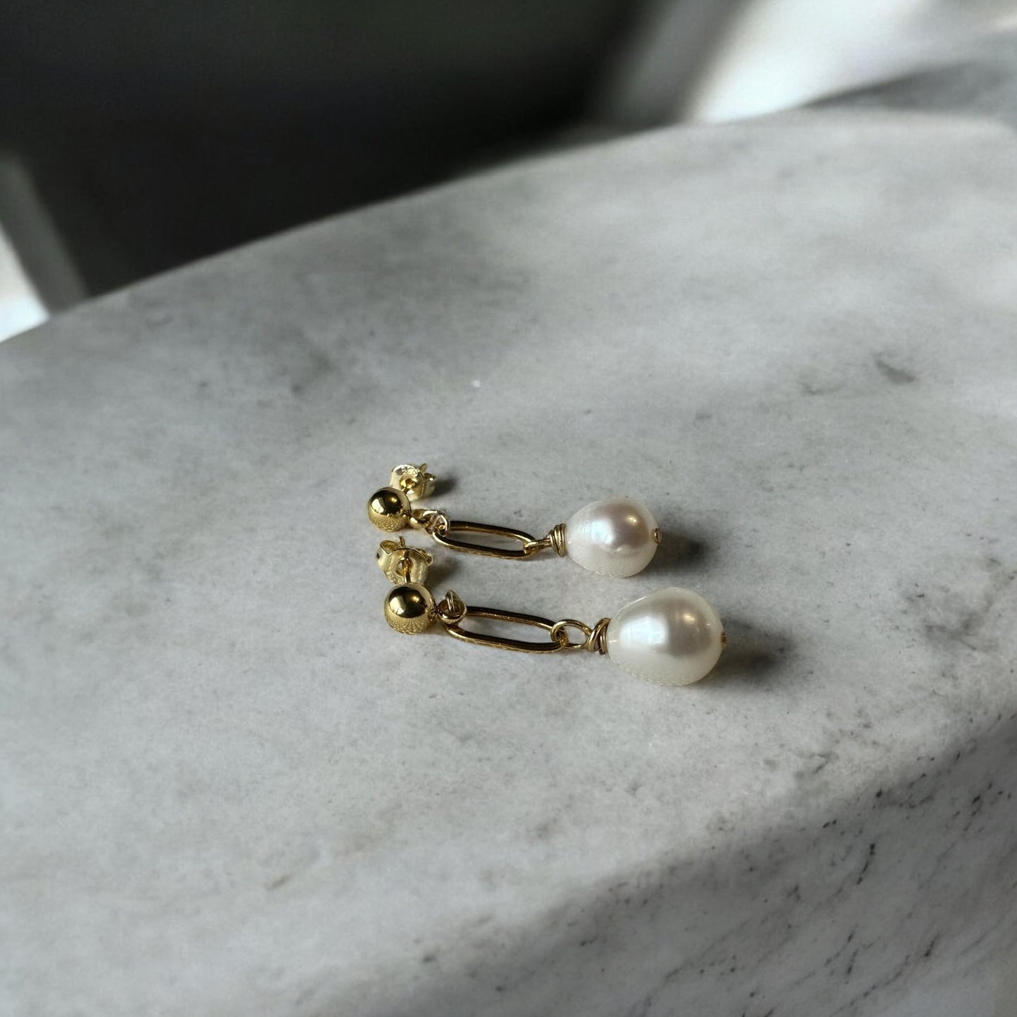 Stylish Paper Clip Pearl Earrings